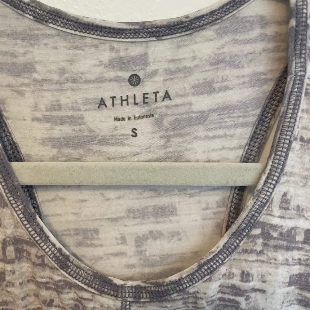 Athleta tank top - Picture 2 of 6